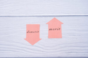 ラミネートベニアのメリット・デメリットイメージ