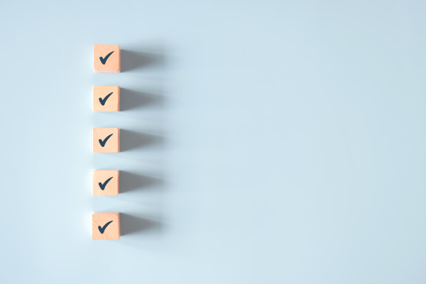 注意点をチェックするイメージ