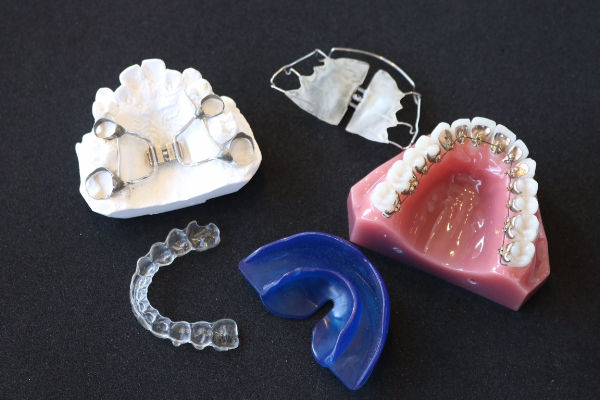 子どもの出っ歯を矯正する色々な装置