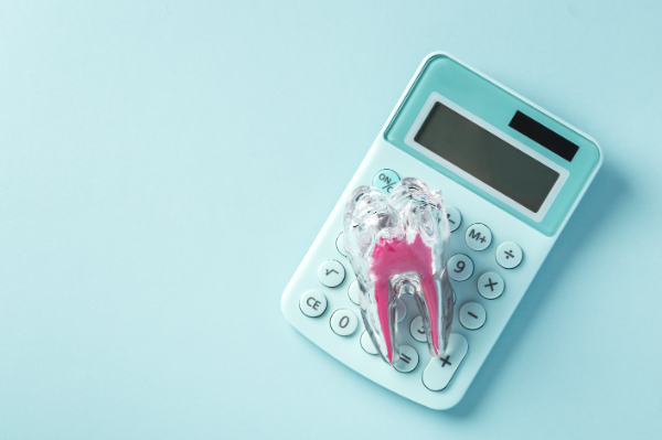 根管治療の費用が知りたい！保険診療と自費診療の違いも