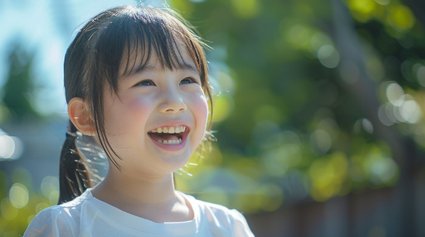 歯肉炎を治療して笑顔の女の子