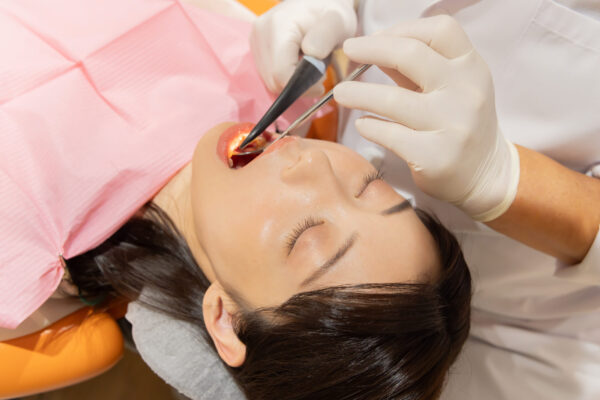 歯の定期検診が重要な理由とは？行う内容と頻度も