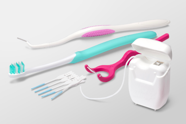 歯をきれいに保つためのデンタルケア用品