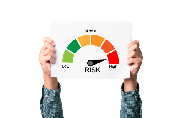 乳歯が虫歯になることのリスクを伝えるイメージ